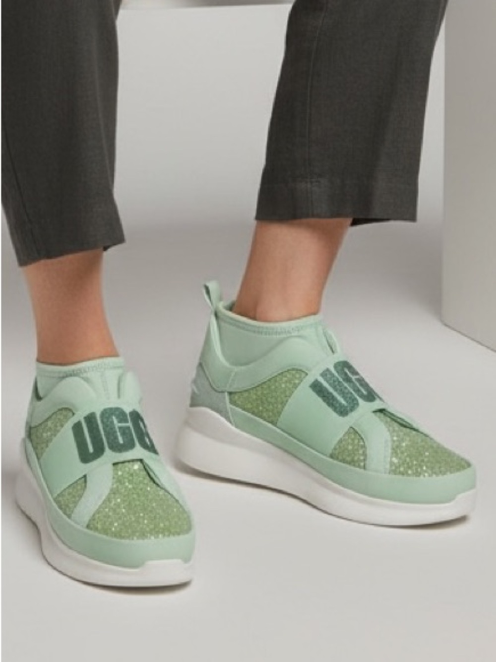 UGG Neutra Chunky Women Mint Glitter Slip-On Platform Sneakers Size 8 New